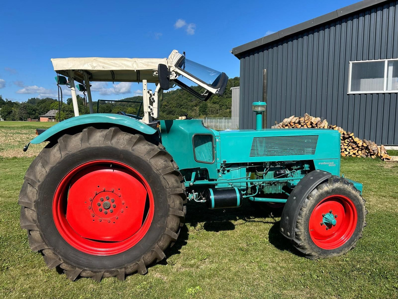 Трактор Hanomag Robust 901-S: фото 1