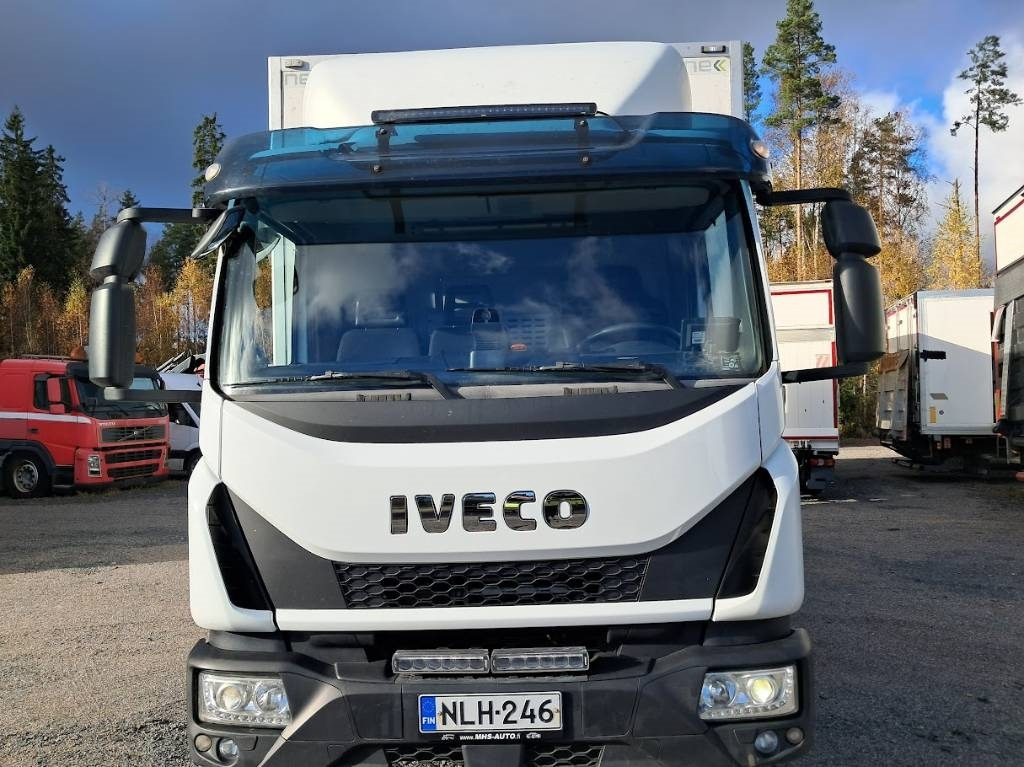 Iveco Eurocargo 100 E21 - Грузовик с закрытым кузовом: фото 3 Iveco Eurocargo 100 E21 - Грузовик с закрытым кузовом: фото 3