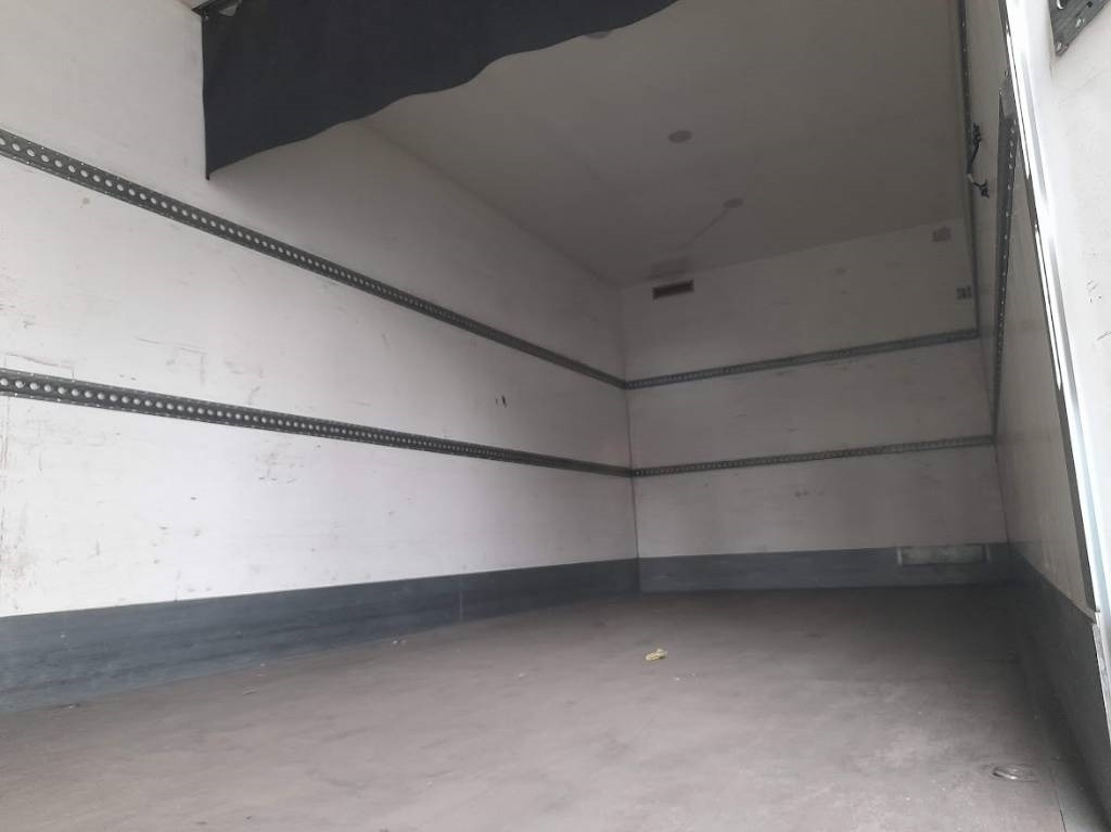 Грузовик с закрытым кузовом Iveco Eurocargo 120-250 Umpikori SSC-Heat System: фото 6