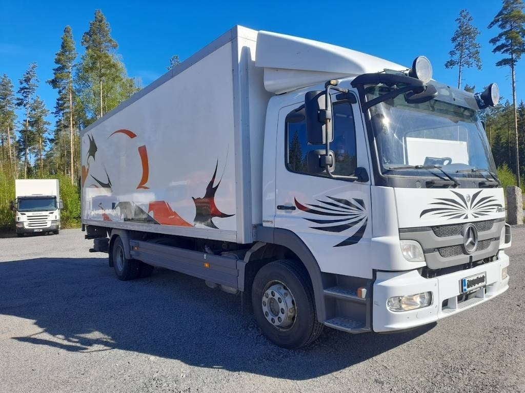 Mercedes-Benz Atego - Грузовик с закрытым кузовом: фото 3 Mercedes-Benz Atego - Грузовик с закрытым кузовом: фото 3