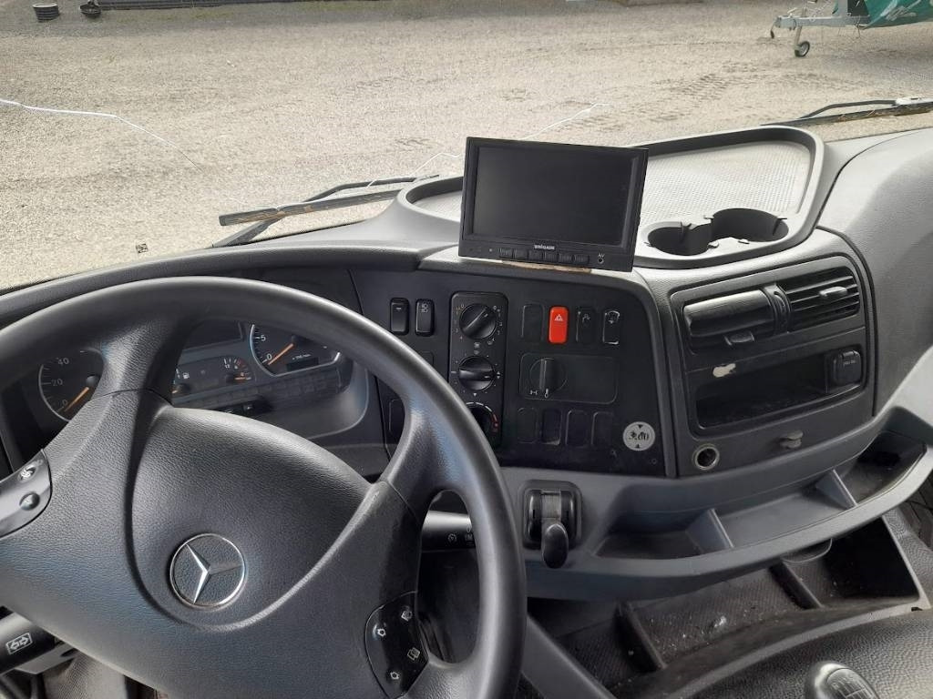 Mercedes-Benz Axor 1829 - Рефрижератор: фото 5 Mercedes-Benz Axor 1829 - Рефрижератор: фото 5