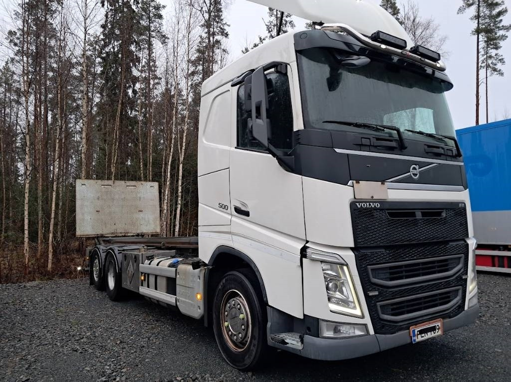 Volvo FH 13 500 - Грузовик-контейнеровоз/ Сменный кузов: фото 2 Volvo FH 13 500 - Грузовик-контейнеровоз/ Сменный кузов: фото 2