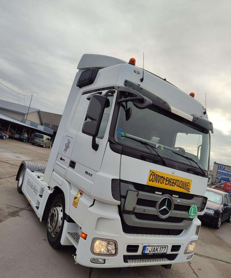 Mercedes-Benz Actros 1844 LS - Тягач: фото 4 Mercedes-Benz Actros 1844 LS - Тягач: фото 4