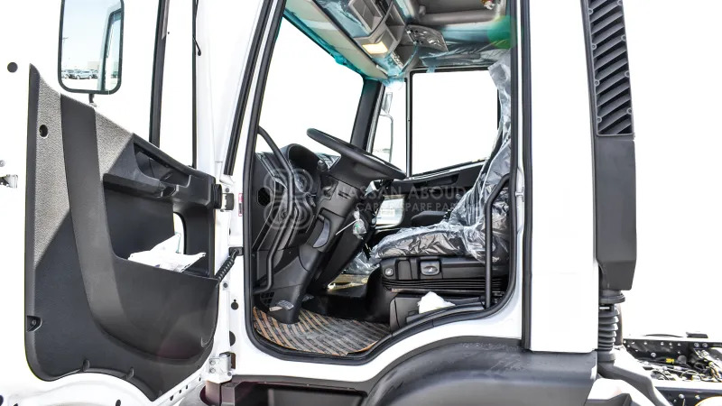 Iveco Euro Cargo ML180 4x2 Chassis - Грузовик-шасси: фото 4 Iveco Euro Cargo ML180 4x2 Chassis - Грузовик-шасси: фото 4