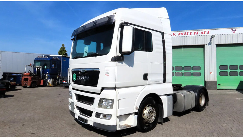 MAN TGX.18.400 RETARDER, 2X FUEL TANK, FRIGO - Тягач: фото 1 MAN TGX.18.400 RETARDER, 2X FUEL TANK, FRIGO - Тягач: фото 1