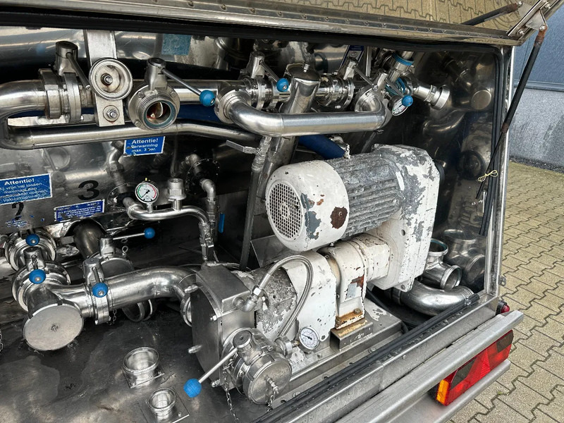 Полуприцеп-цистерна Для транспортировки пищевых продуктов Feldbinder LEBENSMITTEL / LEVENSMIDDELEN FOOD / 33.500L / 3-COMP / PUMPE / INOX / NL-trailer / APK: 07-2026: фото 10