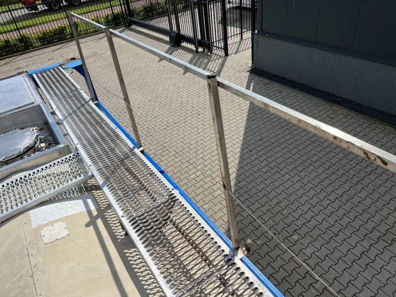 Танк-контейнер Van Hool 20FT SWAPBODY 28.075L, UN PORTABLE, T11, valid 5Y- + CSC inspection: 10/2025: фото 16 Танк-контейнер Van Hool 20FT SWAPBODY 28.075L, UN PORTABLE, T11, valid 5Y- + CSC inspection: 10/2025: фото 16