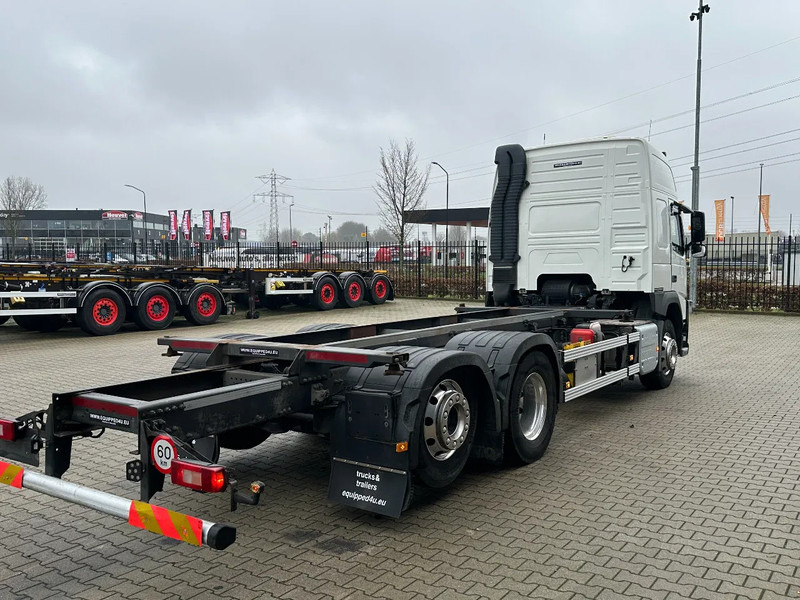 Volvo FM 380 Globetrotter 6x2, ADR (FL, AT, OX), LIFT/STEER, 636.183km - Грузовик-шасси: фото 5 Volvo FM 380 Globetrotter 6x2, ADR (FL, AT, OX), LIFT/STEER, 636.183km - Грузовик-шасси: фото 5