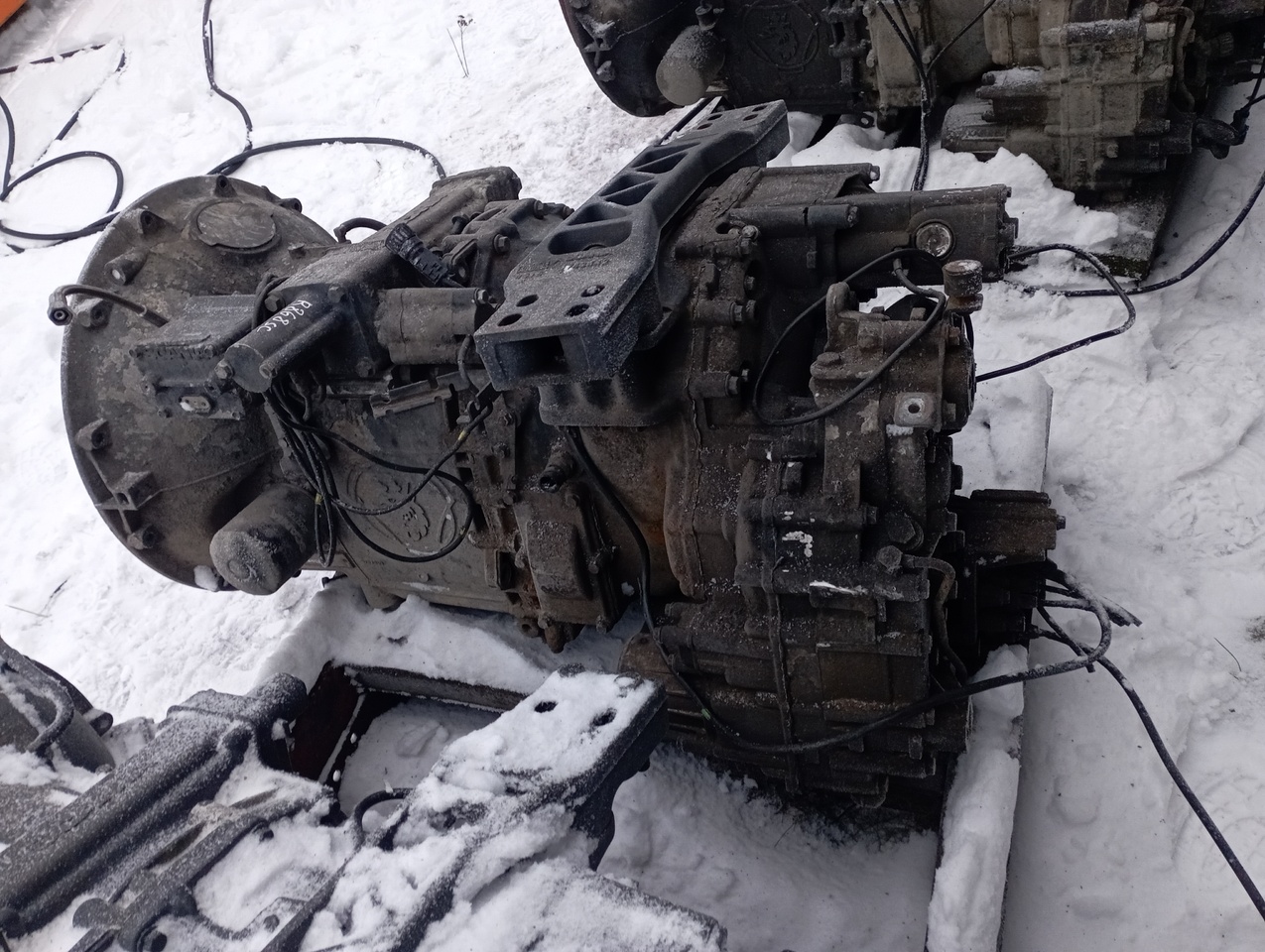 SCANIA R420 - Коробка передач для Грузовых шасси: фото 2 SCANIA R420 - Коробка передач для Грузовых шасси: фото 2