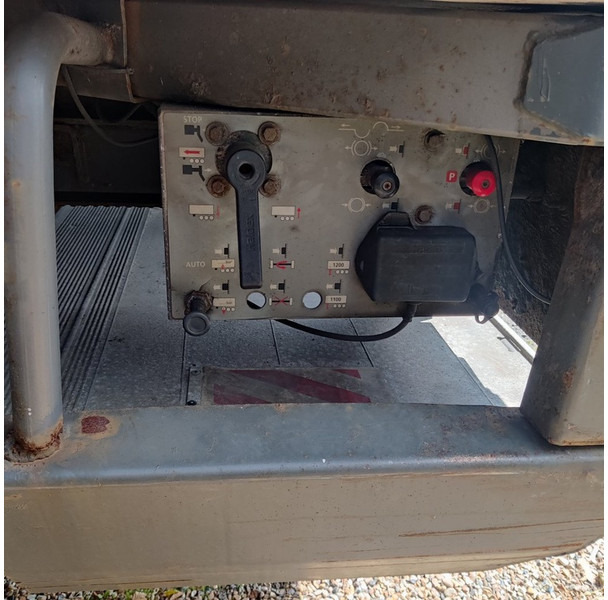 LAMBERET kast - Полуприцеп-фургон: фото 5 LAMBERET kast - Полуприцеп-фургон: фото 5