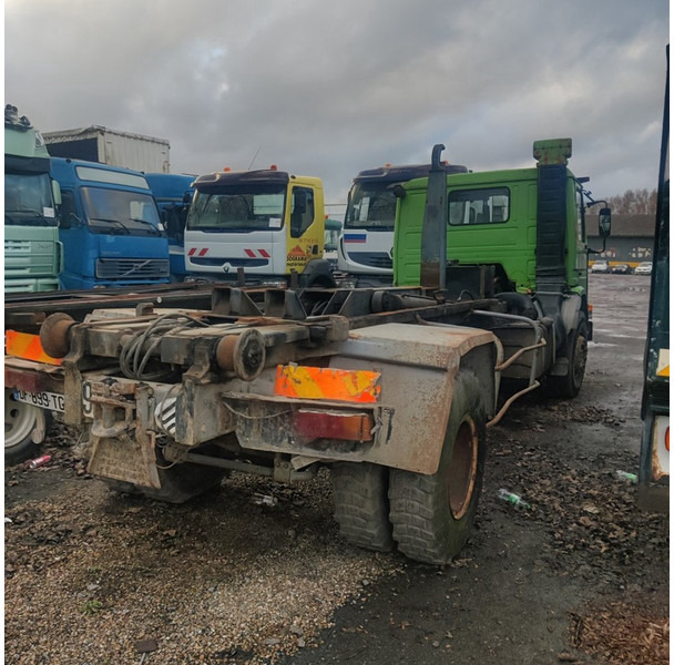 Scania 82-H - Грузовик-контейнеровоз/ Сменный кузов: фото 5 Scania 82-H - Грузовик-контейнеровоз/ Сменный кузов: фото 5