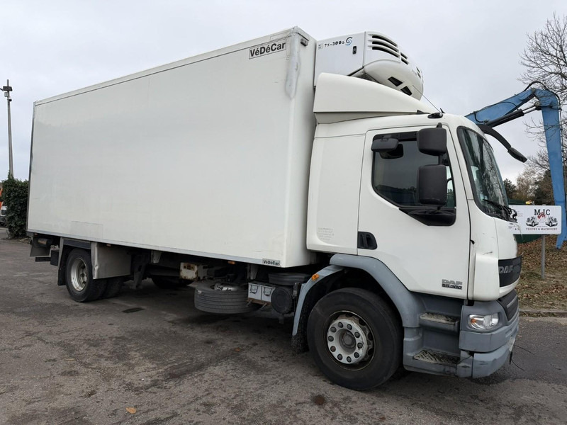 DAF LF 55.300 - 19T FRIGO THERMOKING TS-300e - TAILLIFT - BOX 6m45 x 2m49 x 2m49 - EURO 5 - A/C - BE TRUCK - Рефрижератор: фото 1 DAF LF 55.300 - 19T FRIGO THERMOKING TS-300e - TAILLIFT - BOX 6m45 x 2m49 x 2m49 - EURO 5 - A/C - BE TRUCK - Рефрижератор: фото 1