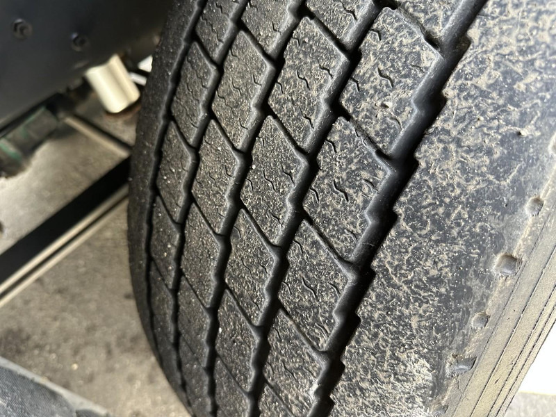 Автоманипулятор Volvo FMX 370 6x2 PLATFORM 6M35 + CRANE EFFER 215/6S -*127.000km* - LIFT AXLE - DOUBLE WHEELS - I SHIFT - EURO 6 - BE PAPERS: фото 19 Автоманипулятор Volvo FMX 370 6x2 PLATFORM 6M35 + CRANE EFFER 215/6S -*127.000km* - LIFT AXLE - DOUBLE WHEELS - I SHIFT - EURO 6 - BE PAPERS: фото 19