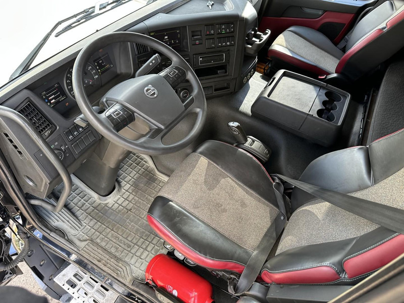 Автоманипулятор Volvo FMX 370 6x2 PLATFORM 6M35 + CRANE EFFER 215/6S -*127.000km* - LIFT AXLE - DOUBLE WHEELS - I SHIFT - EURO 6 - BE PAPERS: фото 10 Автоманипулятор Volvo FMX 370 6x2 PLATFORM 6M35 + CRANE EFFER 215/6S -*127.000km* - LIFT AXLE - DOUBLE WHEELS - I SHIFT - EURO 6 - BE PAPERS: фото 10