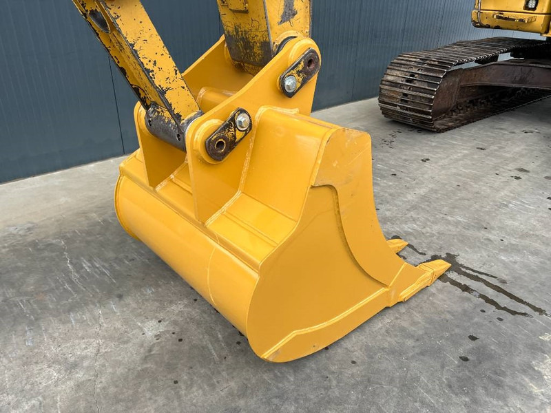 Гусеничный экскаватор Cat 320D L: фото 13 Гусеничный экскаватор Cat 320D L: фото 13