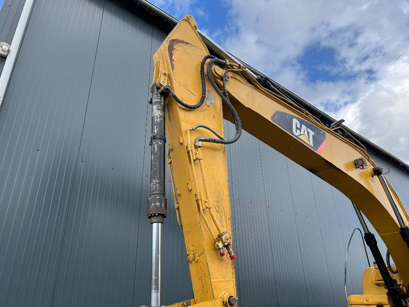 Гусеничный экскаватор Cat 320D L: фото 14 Гусеничный экскаватор Cat 320D L: фото 14