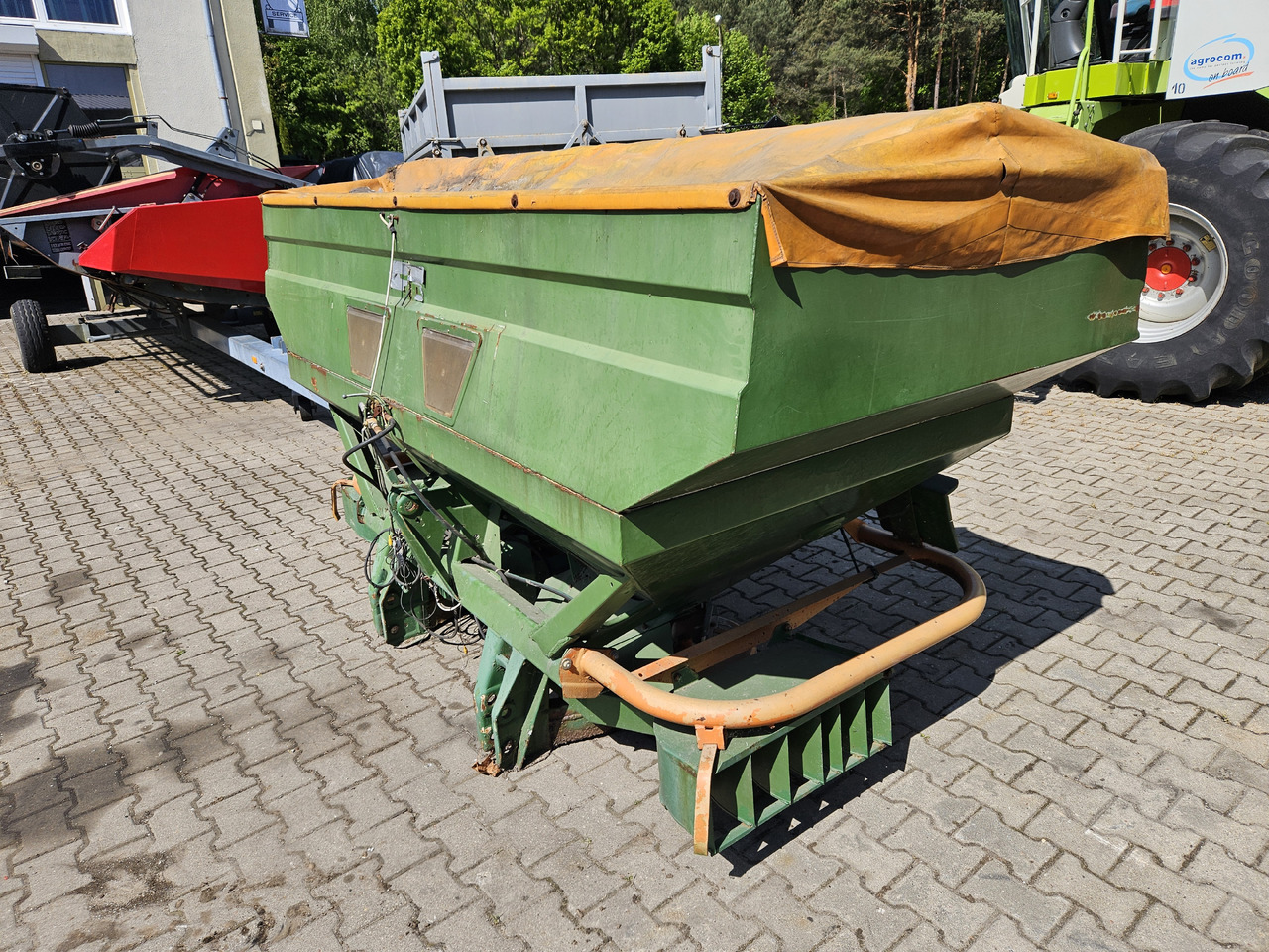 Amazone - Адаптер для внутрипочвенного внесения удобрений: фото 5 Amazone - Адаптер для внутрипочвенного внесения удобрений: фото 5