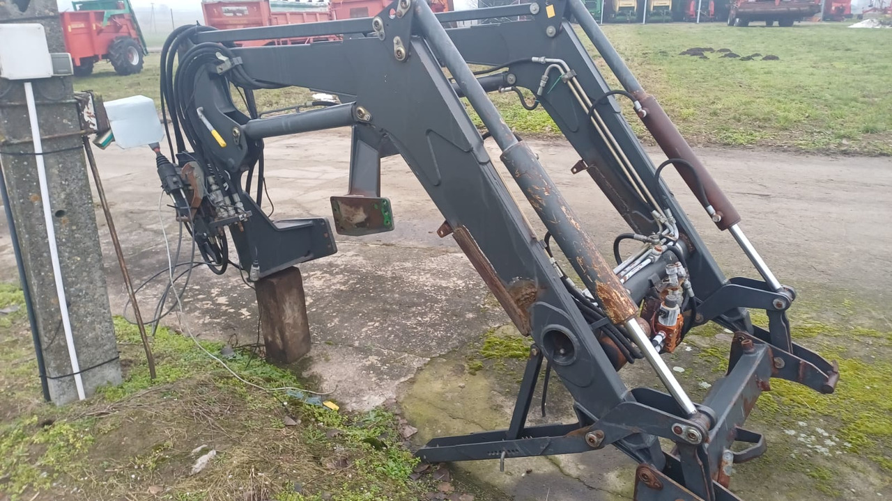 MANIP MP85A - Фронтальный погрузчик для трактора: фото 1 MANIP MP85A - Фронтальный погрузчик для трактора: фото 1