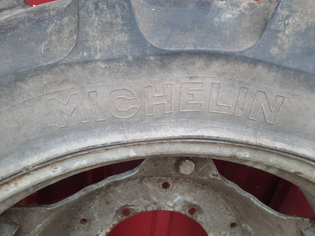 MICHELIN BIB X 9.5 R32 - Колесо для Сельскохозяйственной техники: фото 4 MICHELIN BIB X 9.5 R32 - Колесо для Сельскохозяйственной техники: фото 4