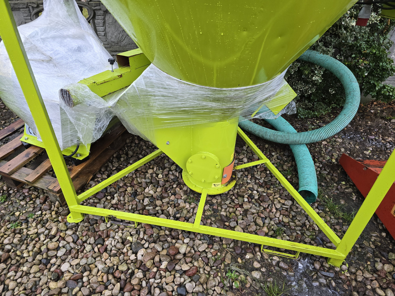 Adraf S01/1 - Кормораздатчик: фото 3 Adraf S01/1 - Кормораздатчик: фото 3