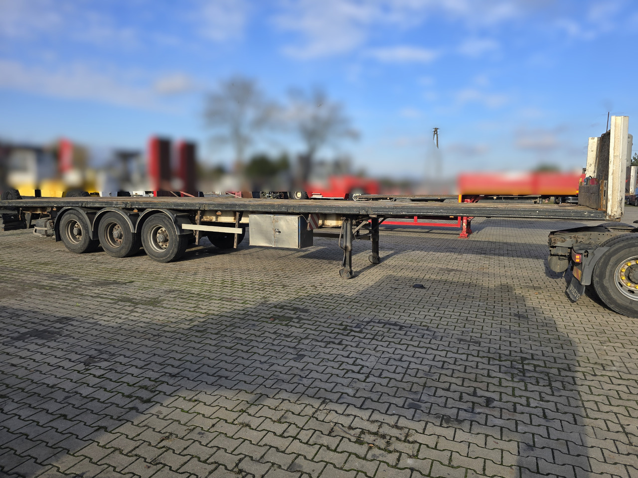 Fruehauf TX 34CW - Прицеп бортовой/ Платформа: фото 3 Fruehauf TX 34CW - Прицеп бортовой/ Платформа: фото 3