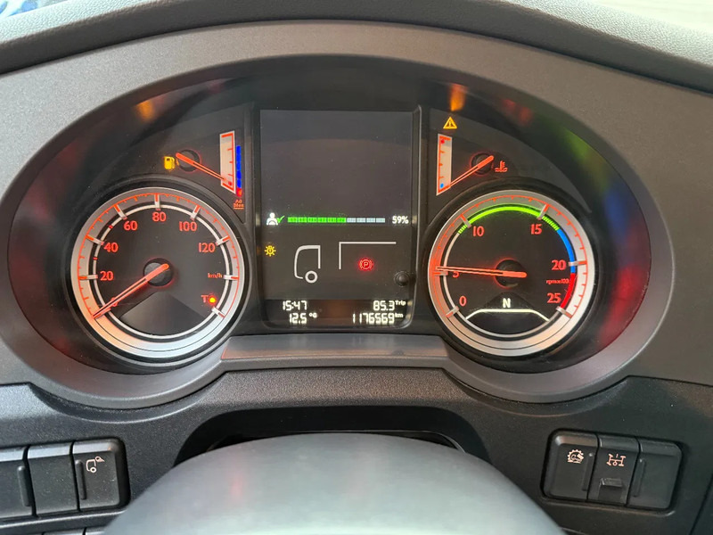 DAF XF 460 XF460 6X2 FTG Spacecab - Тягач: фото 4 DAF XF 460 XF460 6X2 FTG Spacecab - Тягач: фото 4