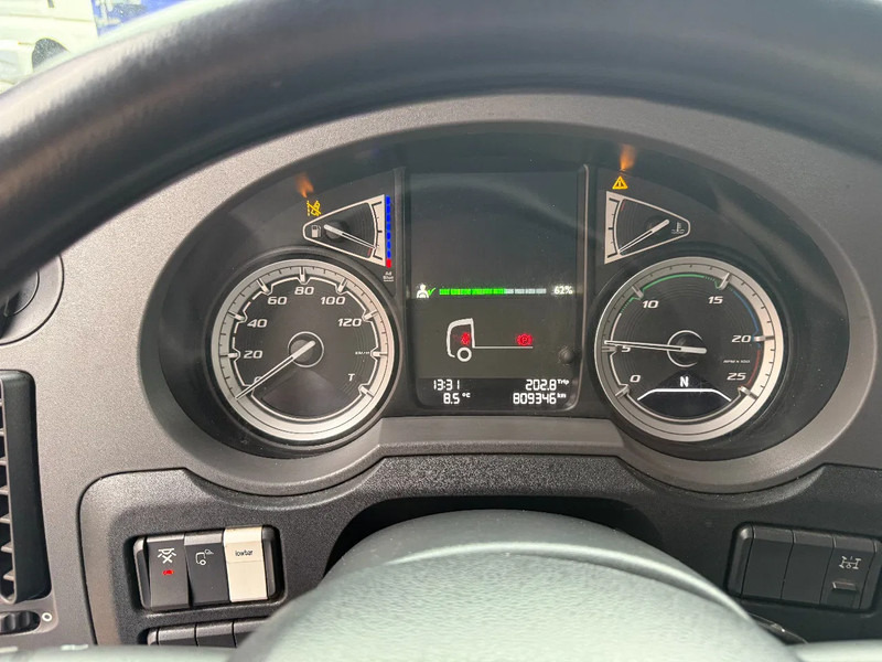 DAF XF 480 XF480 4X2 SSC / Smart tacho / Full spoilers / parking airco / Holland Truck - Тягач: фото 3 DAF XF 480 XF480 4X2 SSC / Smart tacho / Full spoilers / parking airco / Holland Truck - Тягач: фото 3