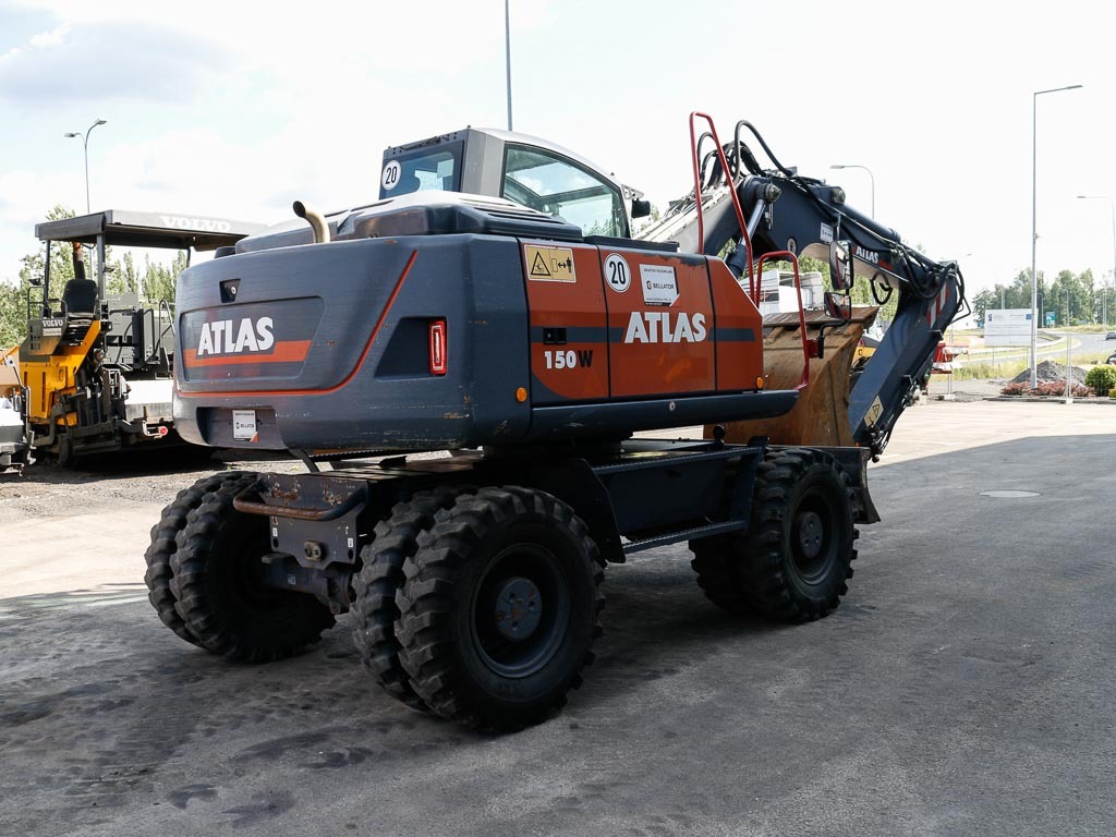 - Колёсный экскаватор: фото 5 - Колёсный экскаватор: фото 5