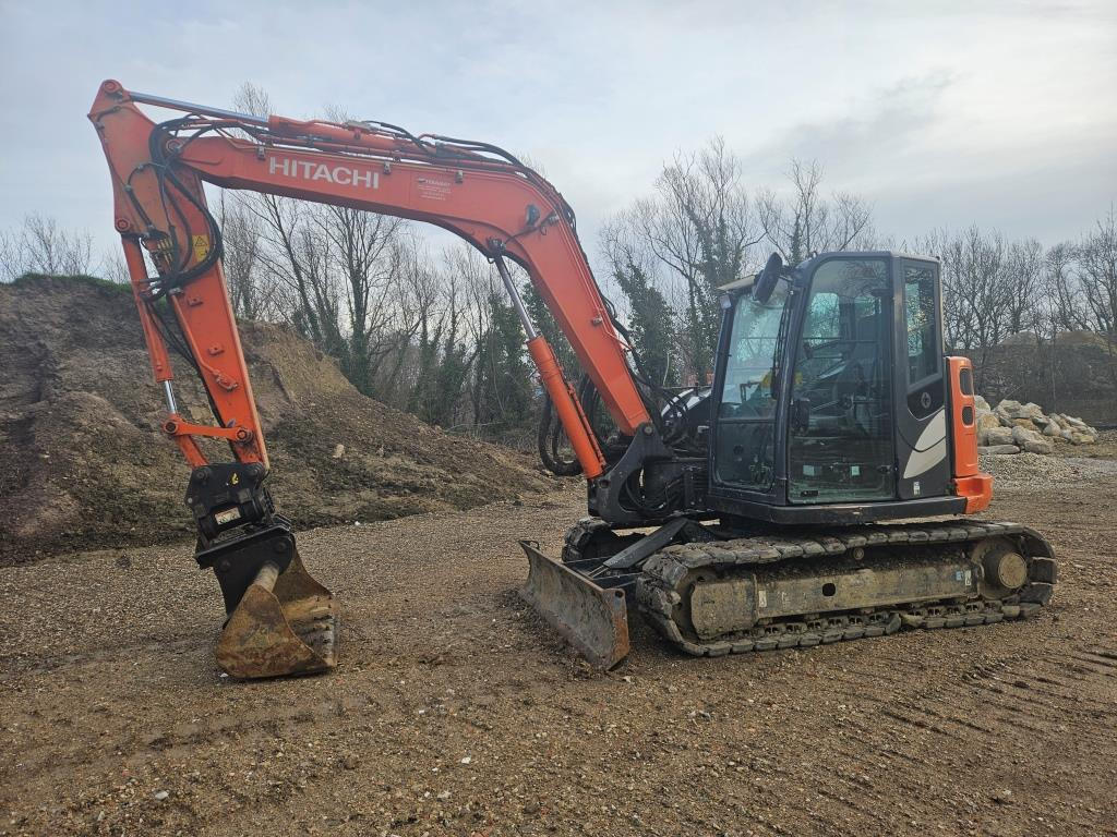 HITACHI ZX 85 - Мини-экскаватор: фото 2 HITACHI ZX 85 - Мини-экскаватор: фото 2