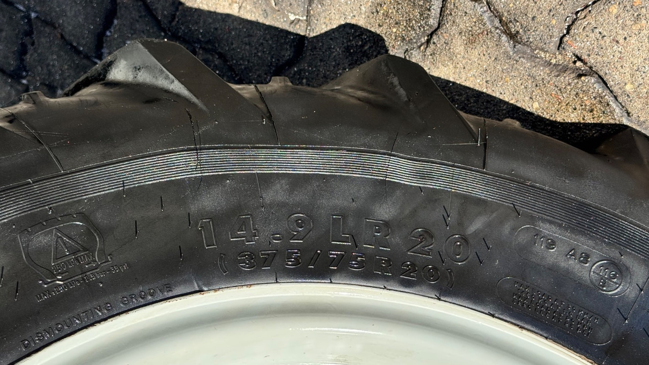 Steyr 4090 Kompakt - Трактор: фото 4 Steyr 4090 Kompakt - Трактор: фото 4