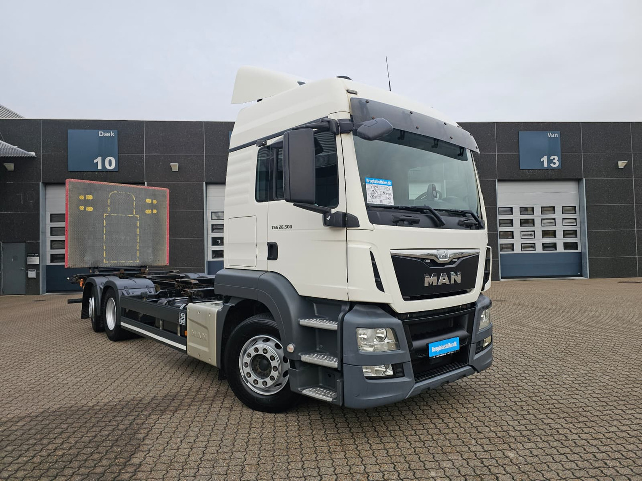 MAN TGS 26.500 6X2-4 - Грузовик-контейнеровоз/ Сменный кузов: фото 2 MAN TGS 26.500 6X2-4 - Грузовик-контейнеровоз/ Сменный кузов: фото 2