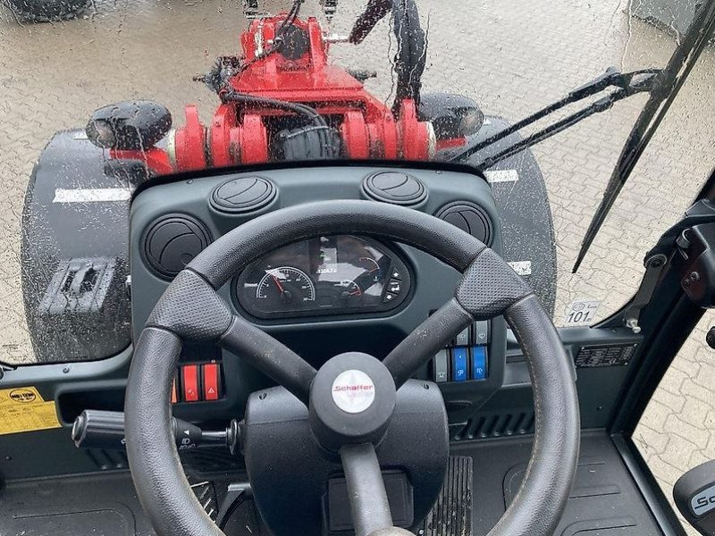 Schäffer 6680T - Телескопический фронтальный погрузчик: фото 4 Schäffer 6680T - Телескопический фронтальный погрузчик: фото 4
