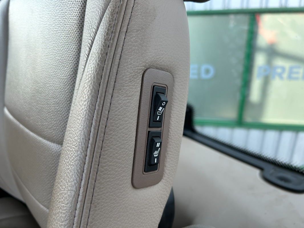 John Deere 6R 250 - Трактор: фото 2 John Deere 6R 250 - Трактор: фото 2