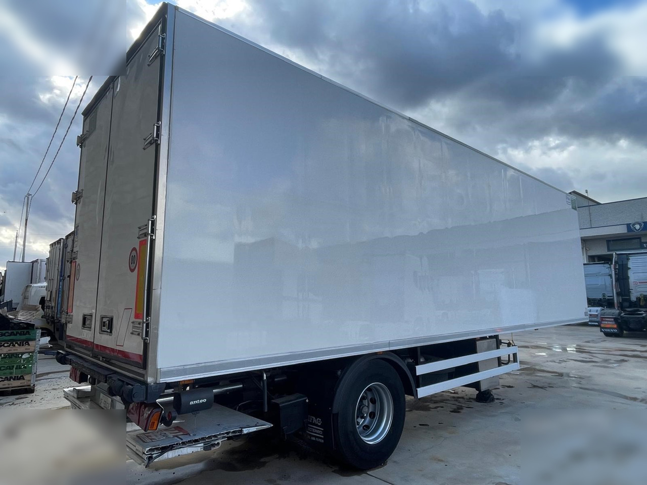 BARTOLETTI - Полуприцеп-рефрижератор: фото 2 BARTOLETTI - Полуприцеп-рефрижератор: фото 2