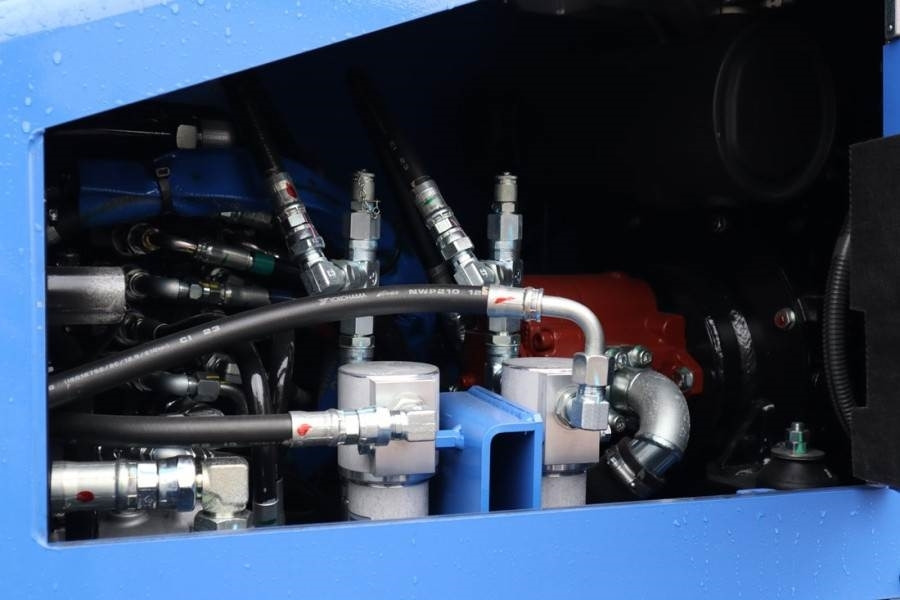 Телескопический подъемник Aichi SR12CSM Diesel, Tracked Boomlift, 14.1m Working He: фото 11 Телескопический подъемник Aichi SR12CSM Diesel, Tracked Boomlift, 14.1m Working He: фото 11