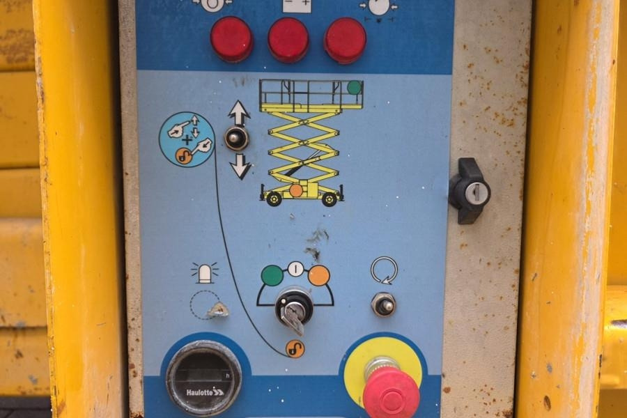 Haulotte H18SXL Diesel, 4x4 Drive, 18m Working Height, 500k - Ножничный подъемник: фото 5 Haulotte H18SXL Diesel, 4x4 Drive, 18m Working Height, 500k - Ножничный подъемник: фото 5