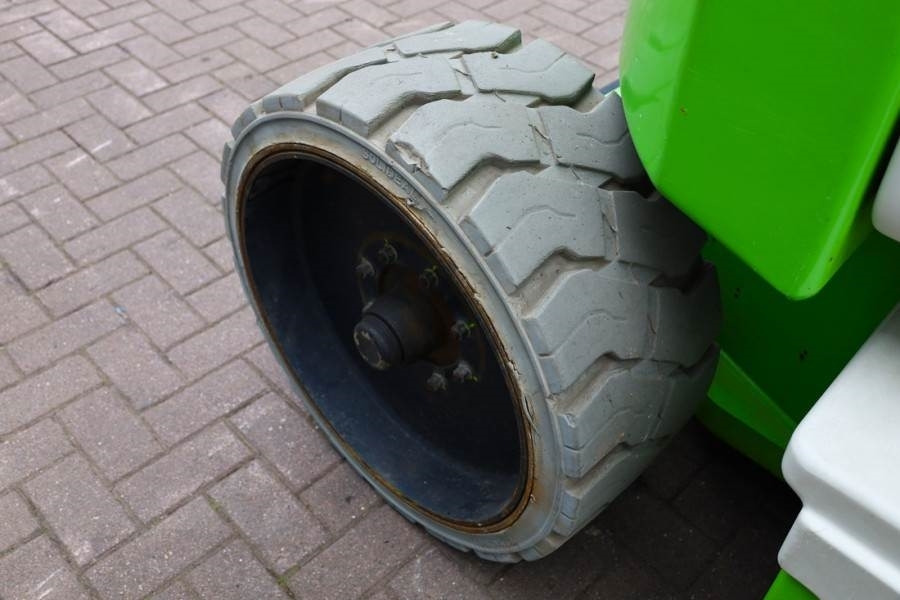 Коленчатый подъемник Niftylift HR17N Hybrid MK3 Hybrid Battery & Diesel, 17m Work: фото 17 Коленчатый подъемник Niftylift HR17N Hybrid MK3 Hybrid Battery & Diesel, 17m Work: фото 17