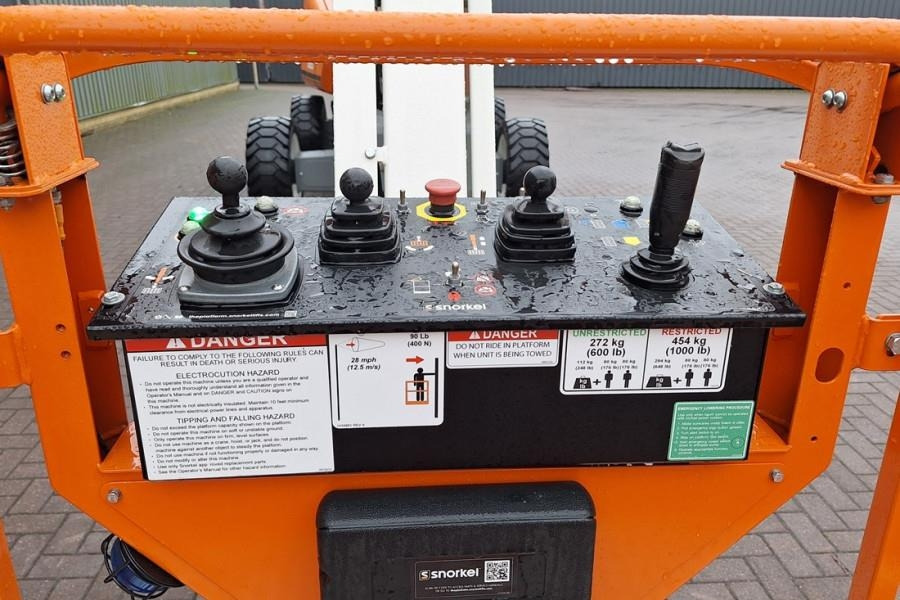 Snorkel 660SJ Valid Inspection, *Guarantee! CE, Diesel, 4x - Телескопический подъемник: фото 4 Snorkel 660SJ Valid Inspection, *Guarantee! CE, Diesel, 4x - Телескопический подъемник: фото 4