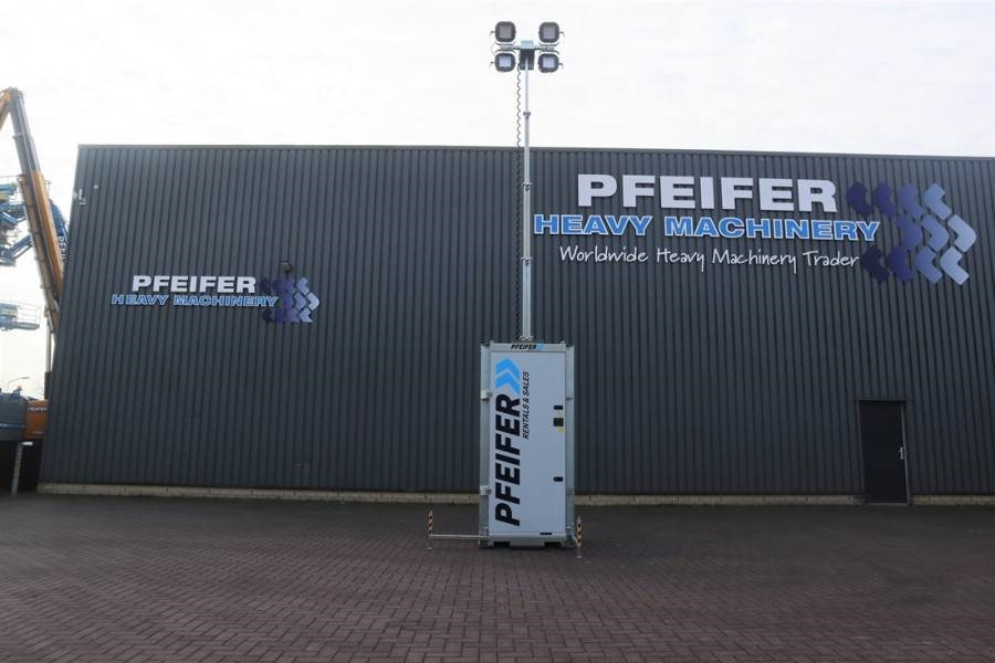 Trime X-BOX M 4 x 320W Valid inspection, *Guarante - Осветительная мачта: фото 4 Trime X-BOX M 4 x 320W Valid inspection, *Guarante - Осветительная мачта: фото 4