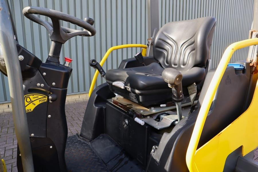 Wacker Neuson RD28-120 Diesel, Front And Rear Vibrating Smooth D - Дорожный каток: фото 3 Wacker Neuson RD28-120 Diesel, Front And Rear Vibrating Smooth D - Дорожный каток: фото 3