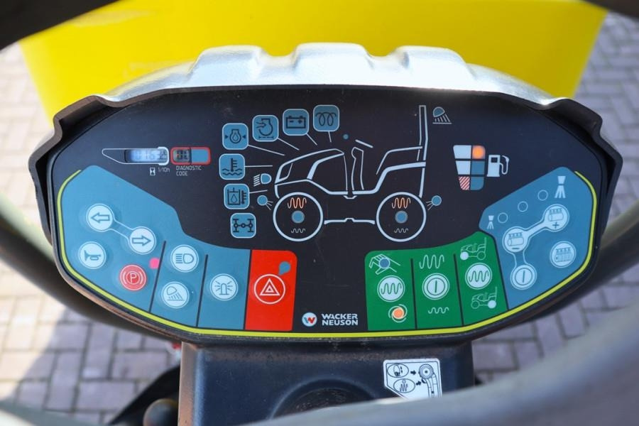 Дорожный каток Wacker Neuson RD28-120 Diesel, Front And Rear Vibrating Smooth D: фото 9