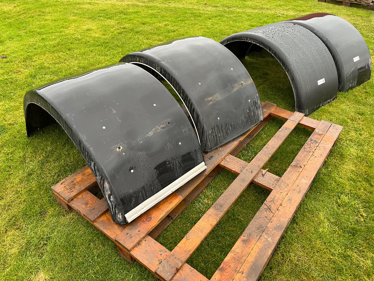 Istoflex - Крыло для Грузовиков: фото 1 Istoflex - Крыло для Грузовиков: фото 1