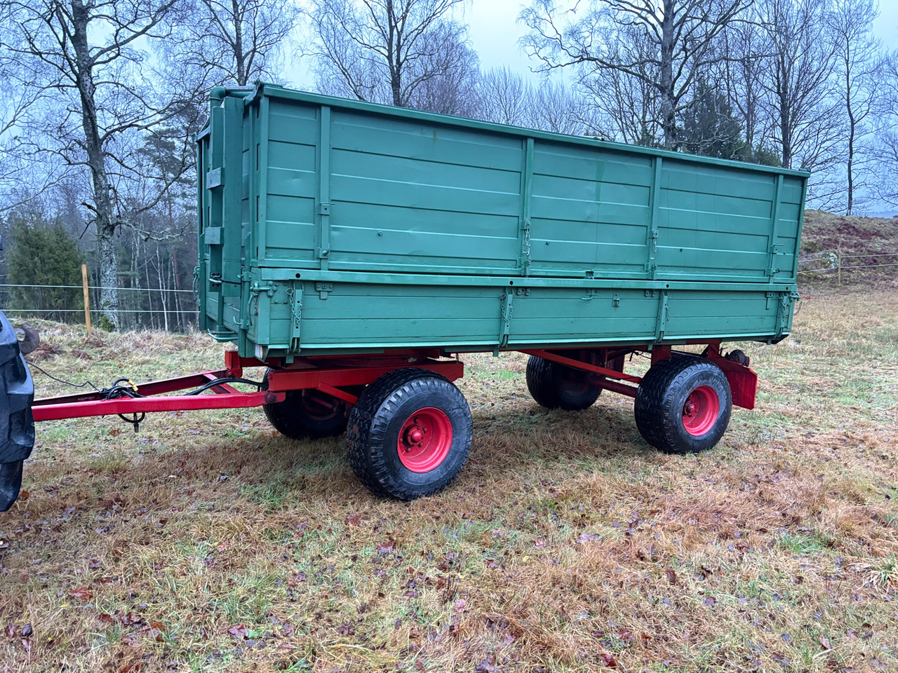 Junevagnen RM-10 - Сельскохозяйственный прицеп: фото 1 Junevagnen RM-10 - Сельскохозяйственный прицеп: фото 1