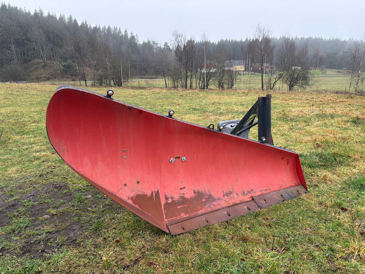 Vreten BV21350 - Отвал для снега: фото 1 Vreten BV21350 - Отвал для снега: фото 1