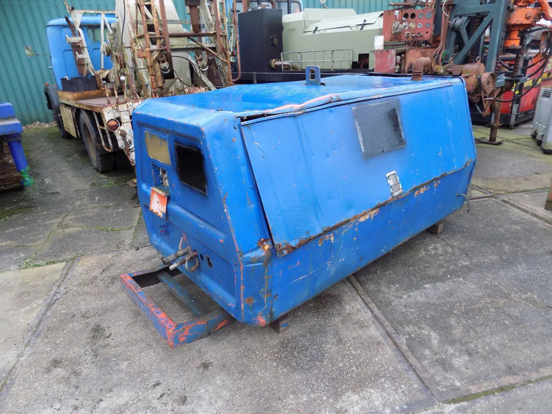 Ingersoll Rand Ingersoll rand P175W compressor met deutz P175W compressor met deutz - Воздушный компрессор: фото 1 Ingersoll Rand Ingersoll rand P175W compressor met deutz P175W compressor met deutz - Воздушный компрессор: фото 1