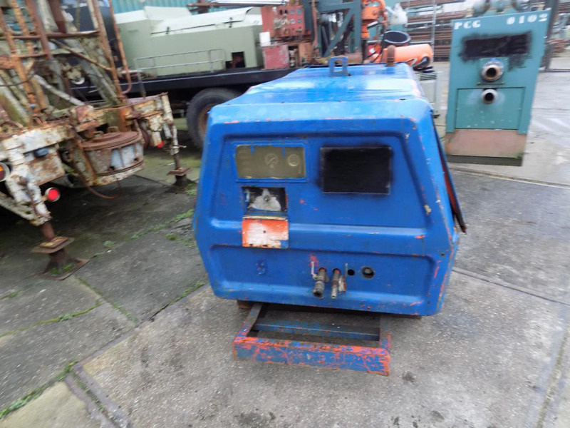 Ingersoll Rand Ingersoll rand P175W compressor met deutz P175W compressor met deutz - Воздушный компрессор: фото 2 Ingersoll Rand Ingersoll rand P175W compressor met deutz P175W compressor met deutz - Воздушный компрессор: фото 2