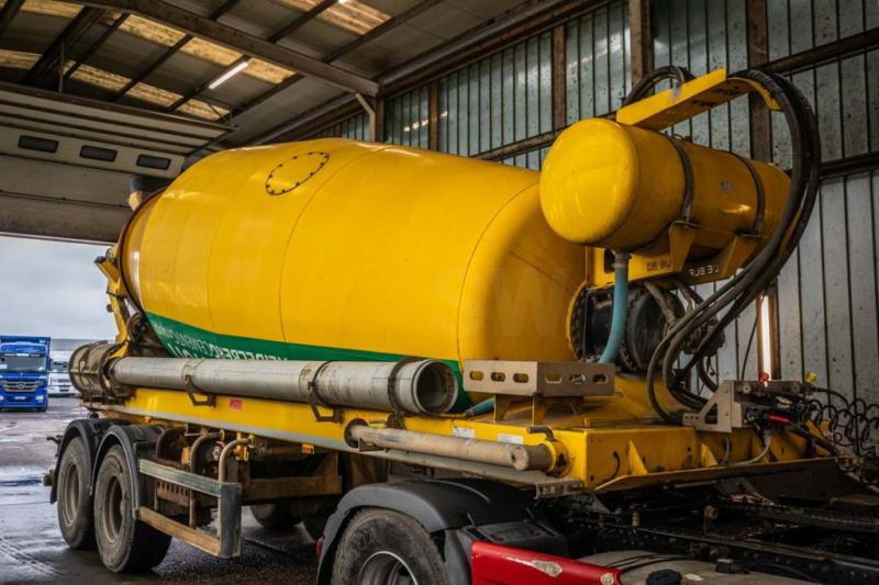 DE BUF BETON MIXER/MALAXEUR/MISCHER 12M3 - Полуприцеп бетоносмеситель: фото 2 DE BUF BETON MIXER/MALAXEUR/MISCHER 12M3 - Полуприцеп бетоносмеситель: фото 2