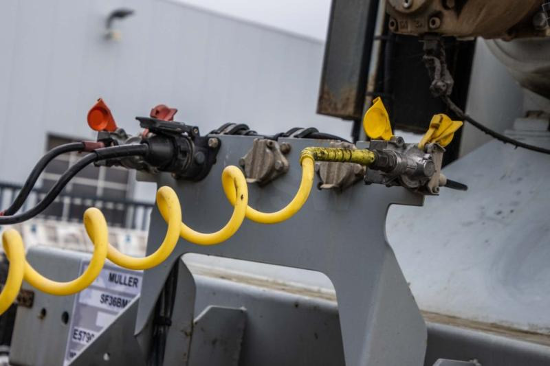 Liebherr BETON MIXER/MALAXEUR/MISCHER HTM 1204 - 12M³ - Полуприцеп бетоносмеситель: фото 5 Liebherr BETON MIXER/MALAXEUR/MISCHER HTM 1204 - 12M³ - Полуприцеп бетоносмеситель: фото 5