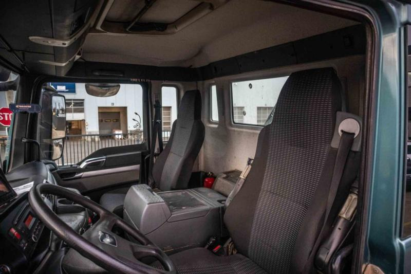 Самосвал, Автоманипулятор MAN TGS 26.440 BL + HMF 1520: фото 10