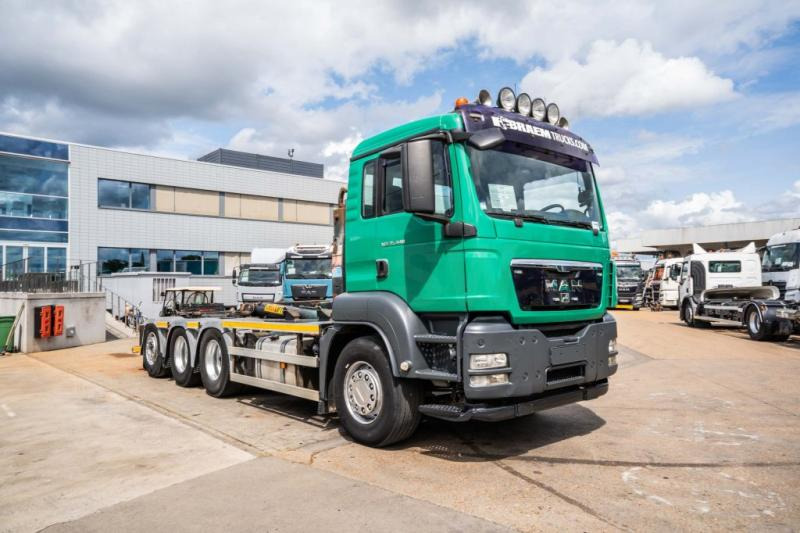 MAN TGS 35.440 BL 8x4-4 - Крюковой мультилифт: фото 2 MAN TGS 35.440 BL 8x4-4 - Крюковой мультилифт: фото 2